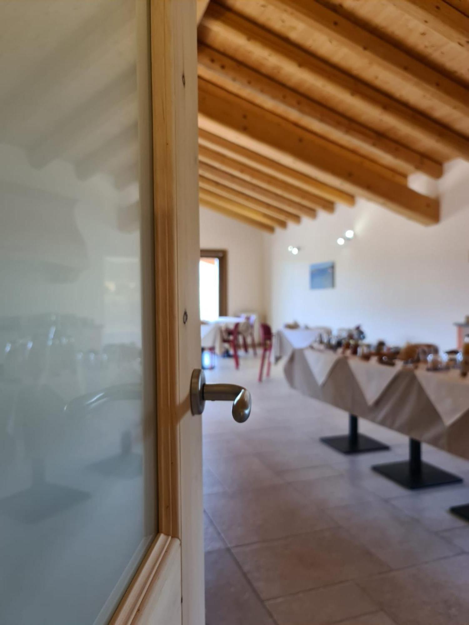 Agriturismo Corte Degli Ulivi Capoterra Eksteriør billede
