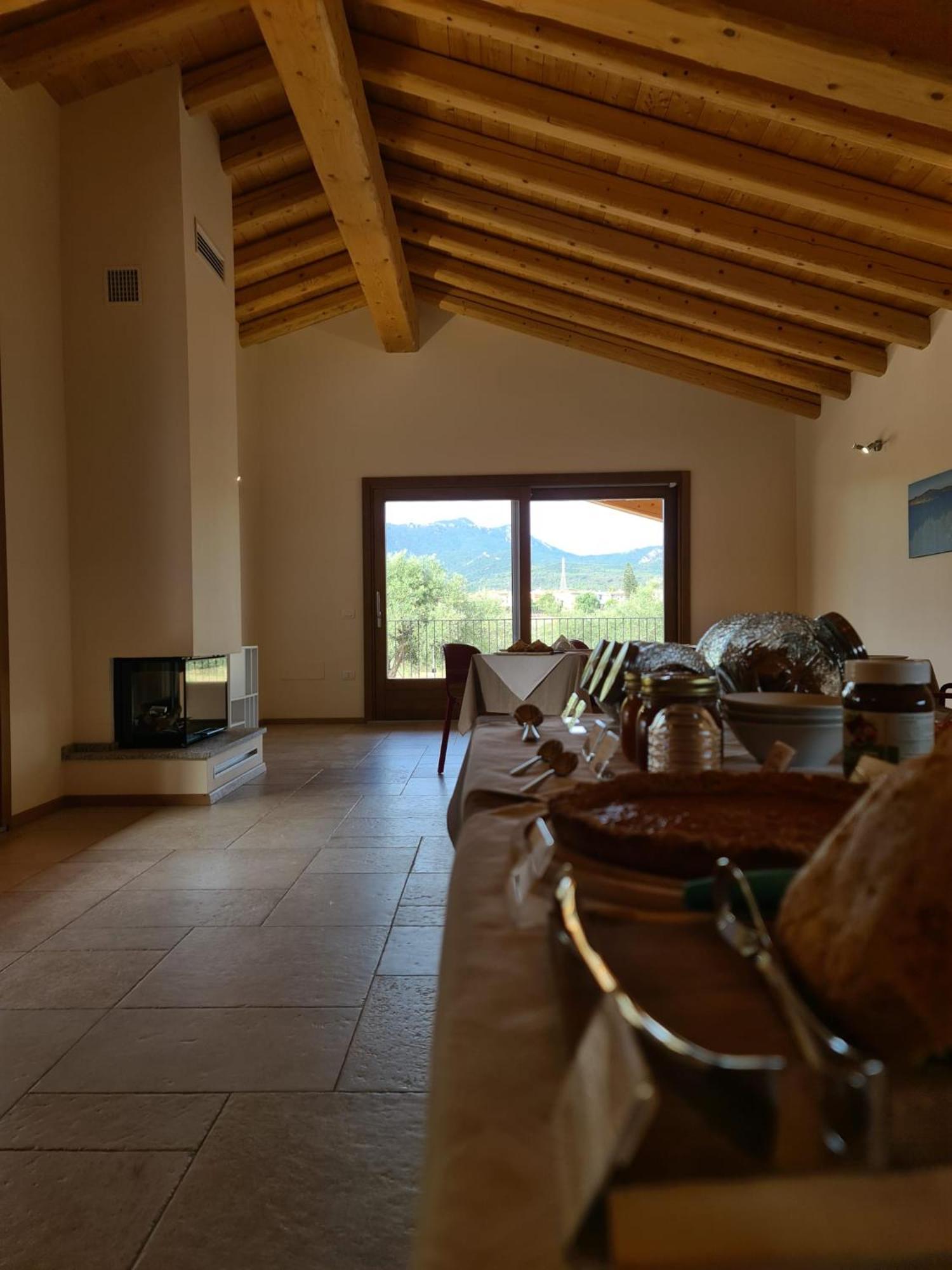 Agriturismo Corte Degli Ulivi Capoterra Eksteriør billede
