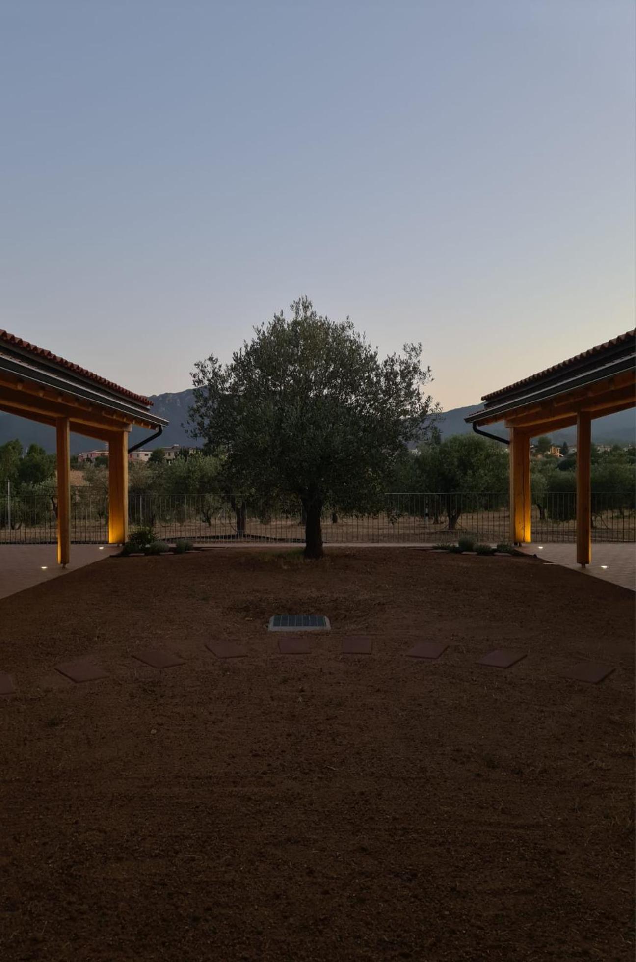 Agriturismo Corte Degli Ulivi Capoterra Eksteriør billede